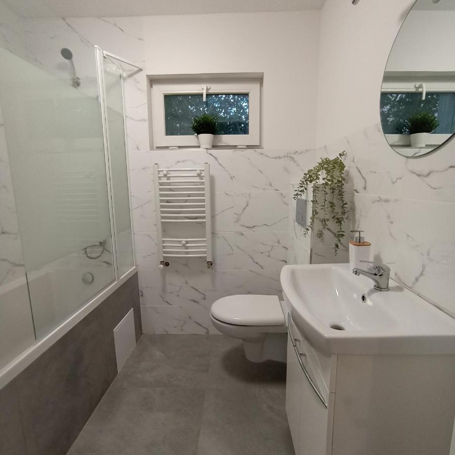 Apartament Pod Bzem Puck Buitenkant foto